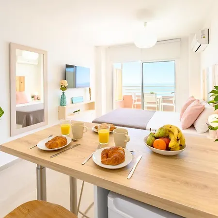 Stella Maris Spectacular Sea, Terrace & Pool By 10tosea Apartment