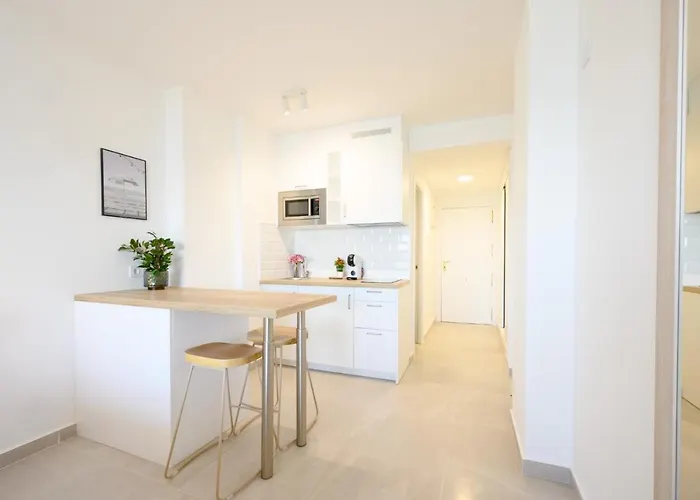 Appartement Stella Maris Spectacular Sea, Terrace & Pool By 10tosea *